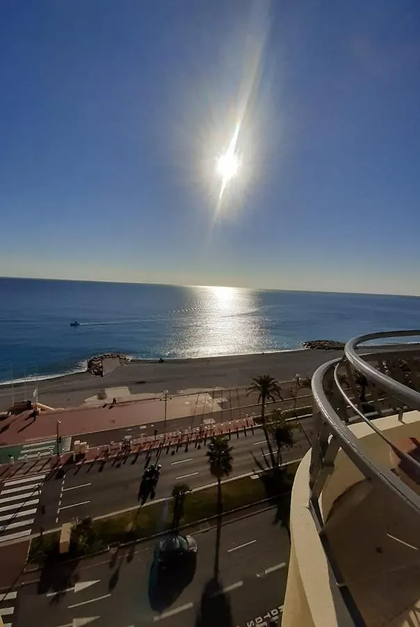 Appartement Le Grand Bleu à Nice France